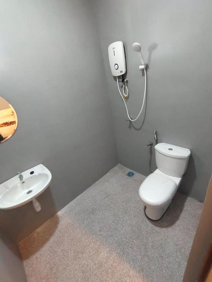 Jaya 5 Homestay - Taman Jaya กัวลาลัมเปอร์ ภายนอก รูปภาพ